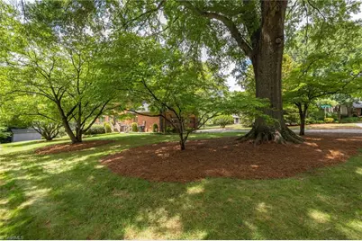 6001 Muirfield Drive, Greensboro, NC 27410 - Photo 39