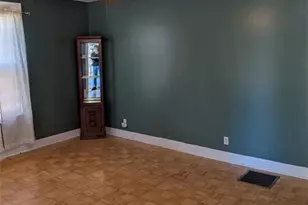 608 Cedar St, Eden, NC 27288 - Photo 7