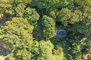 6203 Roblyn Rd, Greensboro, NC 27410 - Photo 5