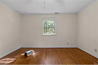 6203 Roblyn Road, Greensboro, NC 27410 - Photo 13