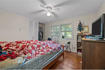 6203 Roblyn Road, Greensboro, NC 27410 - Photo 9