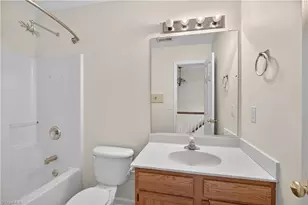 3518 Panarama Dr, Greensboro, NC 27405 - Photo 23