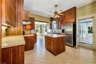 704 9th St, North Wilkesboro, NC 28659 - Photo 17