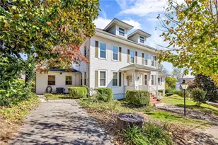 704 9th St, North Wilkesboro, NC 28659 - Photo 1