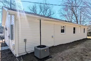 335 Badgett Ave, Mount Airy, NC 27030 - Photo 3