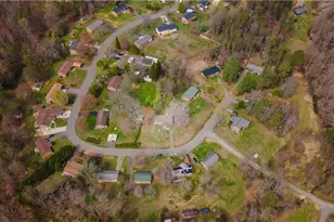 335 Badgett Ave, Mount Airy, NC 27030 - Photo 15