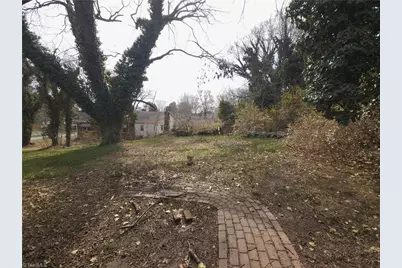 105 Academy Street, Madison, NC 27025 - Photo 15