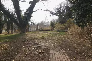 105 Academy St, Madison, NC 27025 - Photo 15