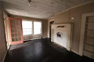 105 Academy St, Madison, NC 27025 - Photo 9