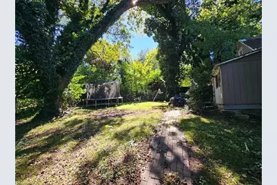 105 Academy Street, Madison, NC 27025 - Photo 3