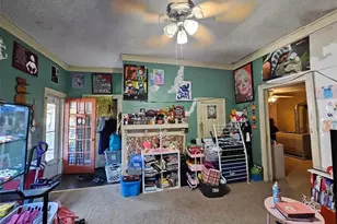 105 Academy St, Madison, NC 27025 - Photo 9