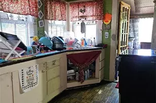 105 Academy St, Madison, NC 27025 - Photo 7