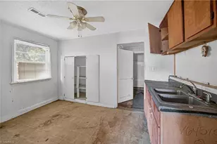 1213 Lolly Ln, Greensboro, NC 27405 - Photo 11