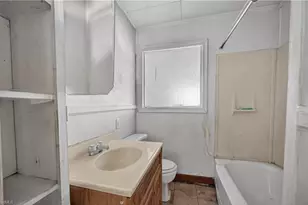 1213 Lolly Ln, Greensboro, NC 27405 - Photo 15