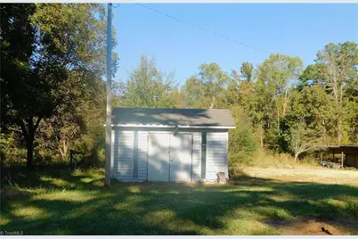 1910 Nc Highway 109, Troy, NC 27371 - Photo 19