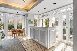 402 Parkmont Dr, Greensboro, NC 27408 - Photo 13