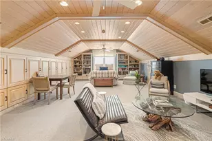 402 Parkmont Dr, Greensboro, NC 27408 - Photo 41