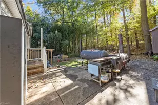 5809 Carriage Ln, Greensboro, NC 27410 - Photo 23