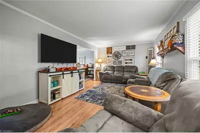 5809 Carriage Lane, Greensboro, NC 27410 - Photo 3