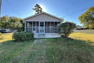 155 Beach Rd, Lexington, NC 27292 - Photo 1