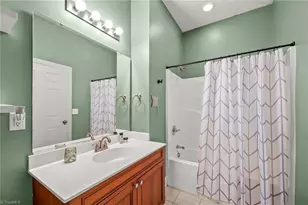 360 S Elm St, Greensboro, NC 27401 - Photo 13