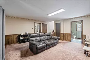 328 Country Club Rd, Wilkesboro, NC 28697 - Photo 27