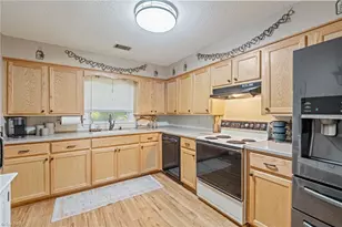 328 Country Club Rd, Wilkesboro, NC 28697 - Photo 5