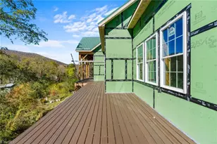 101 Pennwill Pkwy, West Jefferson, NC 28694 - Photo 23