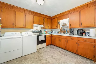 205 Greystone Drive, King, NC 27021 - Photo 7