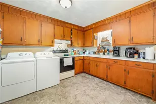 205 Greystone Dr, King, NC 27021 - Photo 7