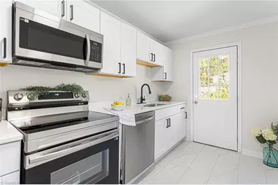 621 North Street, Eden, NC 27288 - Photo 9