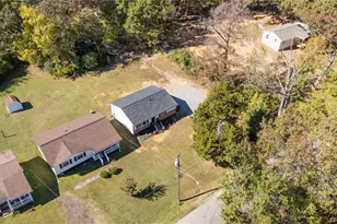 621 North St, Eden, NC 27288 - Photo 25