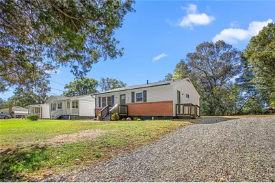 621 North Street, Eden, NC 27288 - Photo 1