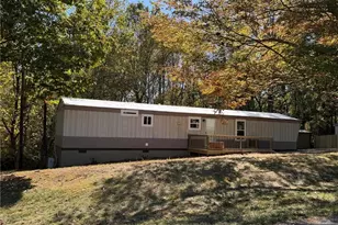 1015 Patterson Farm Rd, Pinnacle, NC 27043 - Photo 3