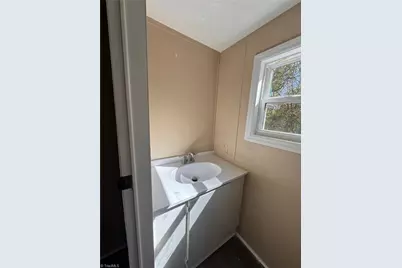 1015 Patterson Farm Road, Pinnacle, NC 27043 - Photo 15