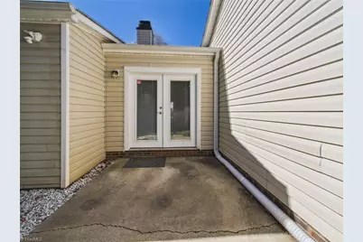 2126 Carlisle Way, High Point, NC 27265 - Photo 25