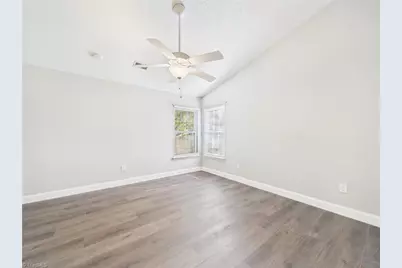 2126 Carlisle Way, High Point, NC 27265 - Photo 17