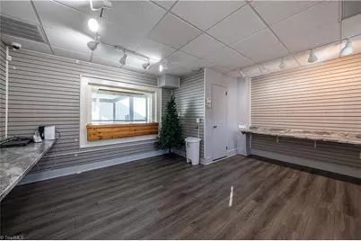 202 W Main Street, Elkin, NC 28621 - Photo 17