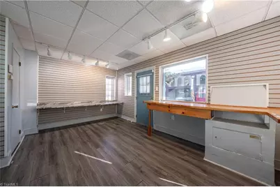 202 W Main Street, Elkin, NC 28621 - Photo 15