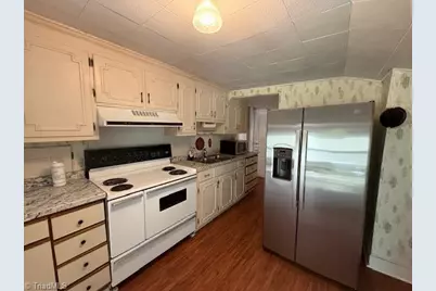 713 Montgomery Street, Reidsville, NC 27320 - Photo 13