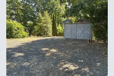 121 S Cardinal Drive, New London, NC 28127 - Photo 39