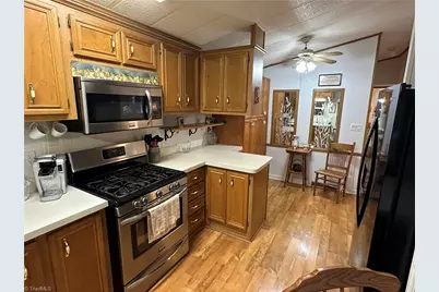 121 S Cardinal Drive, New London, NC 28127 - Photo 17