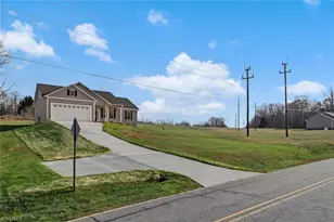 920 Salem Church Rd, Reidsville, NC 27320 - Photo 41