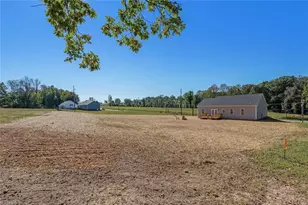 920 Salem Church Rd, Reidsville, NC 27320 - Photo 37