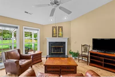 47 Mansfield Circle, Greensboro, NC 27455 - Photo 7