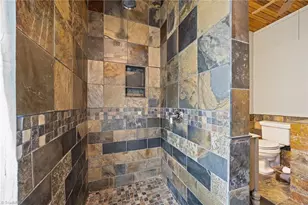 2463 Glencoe St, Burlington, NC 27217 - Photo 25