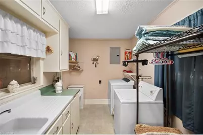 19 Colonial Drive, Lexington, NC 27292 - Photo 21