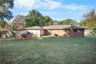 19 Colonial Dr, Lexington, NC 27292 - Photo 25