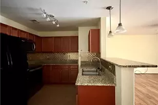 4705 Pennoak Ln, Greensboro, NC 27407 - Photo 7