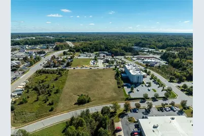 1480 Hampton Plaza Drive, Kernersville, NC 27284 - Photo 17